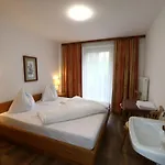 Bergheim, Holiday home Fuegen