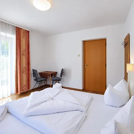 Bergheim, Holiday home Fuegen