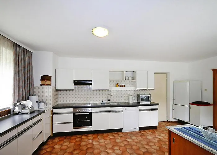 Casa vacanze Bergheim, *